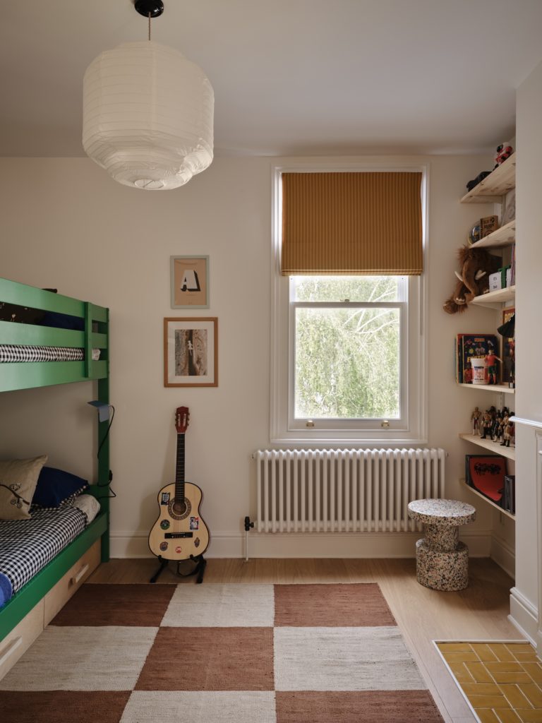 DUNCOMBE LONDON, SE23 SHOOTFACTORY - LONDON HOUSES