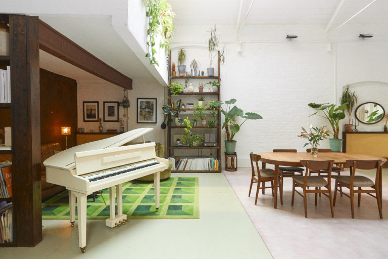 GREENHOUSE LONDON, EN5 - SHOOTFACTORY - PHOTOGRAPHIC STUDIOS