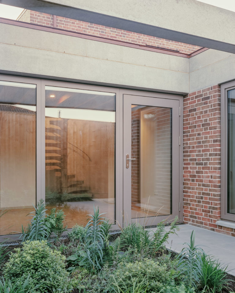 MONKTON WEST SUSSEX, RH17 - SHOOTFACTORY - OTHER UK HOUSES