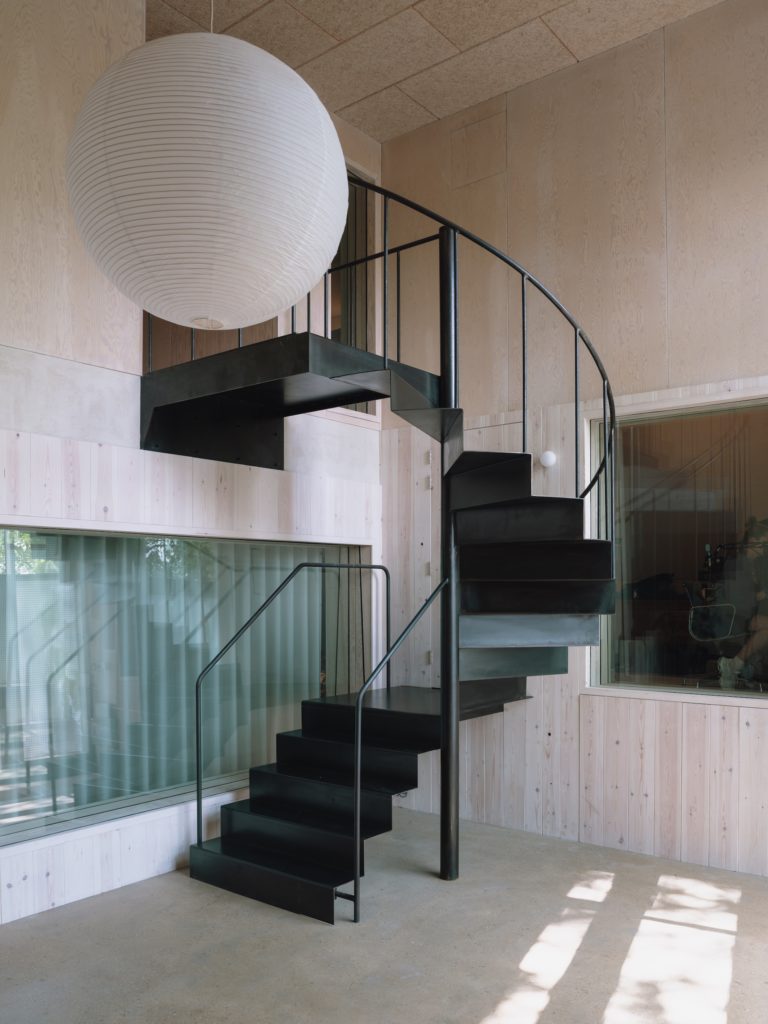 MUSIC STUDIO LONDON, SE8 - SHOOTFACTORY - QUIRKY & UNUSUAL LOCATIONS