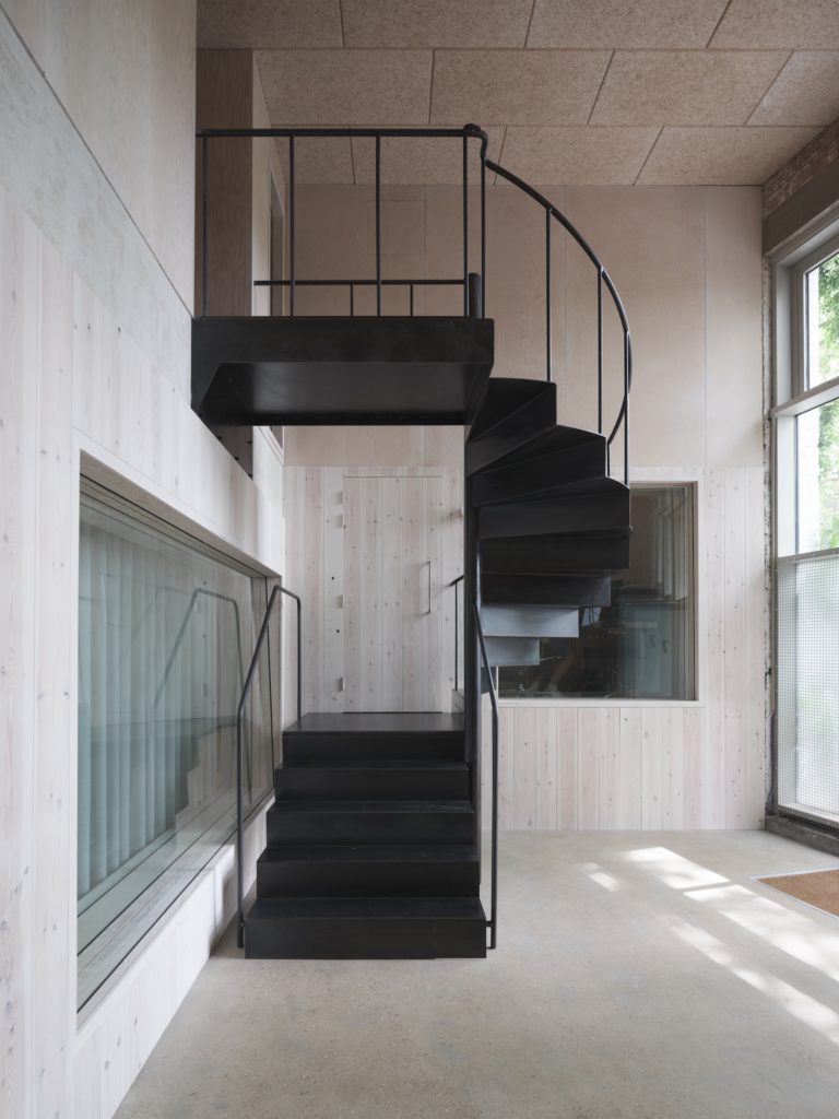 MUSIC STUDIO LONDON, SE8 - SHOOTFACTORY - QUIRKY & UNUSUAL LOCATIONS