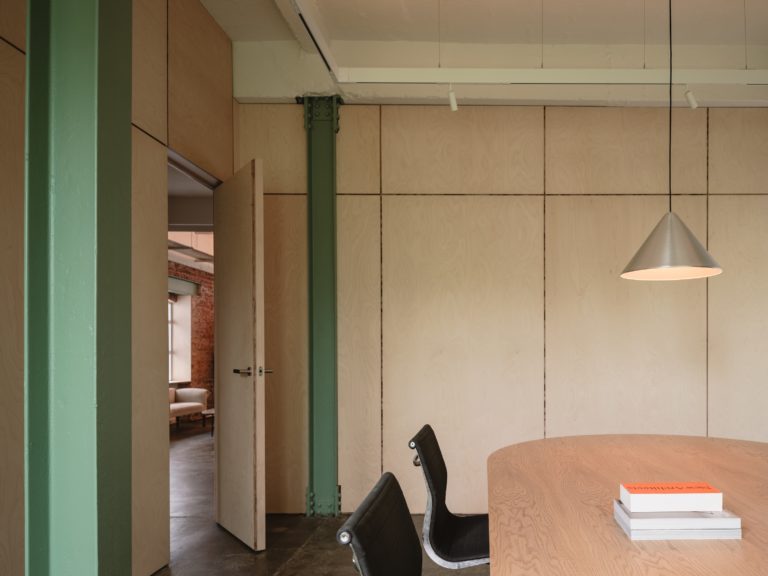WAREHOUSE STUDIO SPACE LONDON, W12 - SHOOTFACTORY - COMMERCIAL & INDUSTRIA