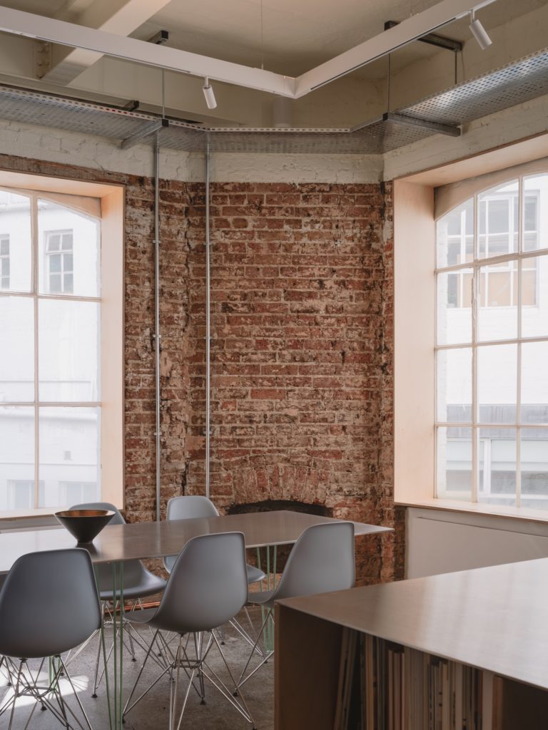 WAREHOUSE STUDIO SPACE LONDON, W12 - SHOOTFACTORY - COMMERCIAL & INDUSTRIA