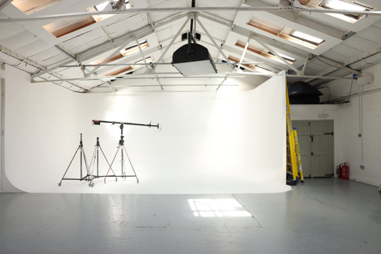 WHITEHOUSE LONDON, EN5 - SHOOTFACTORY - PHOTOGRAPHIC STUDIOS