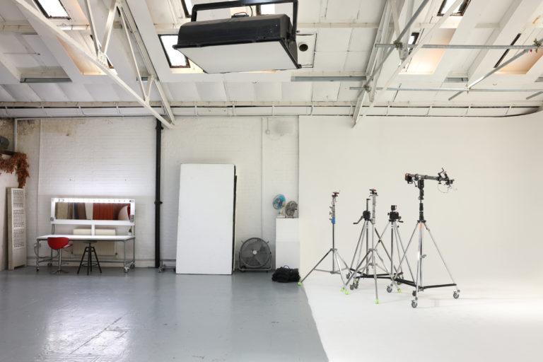 WHITEHOUSE LONDON, EN5 - SHOOTFACTORY - PHOTOGRAPHIC STUDIOS
