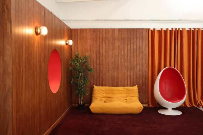 WHITEHOUSE LONDON, EN5 - SHOOTFACTORY - PHOTOGRAPHIC STUDIOS
