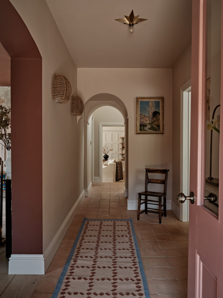 MALA SURREY, RH2 - SHOOTFACTORY - OTHER UK HOUSES - 0