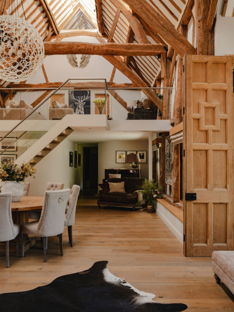 NUFFIELD-RG9 - Barn Conversion Photoshoot Location - SHOOTFACTORY