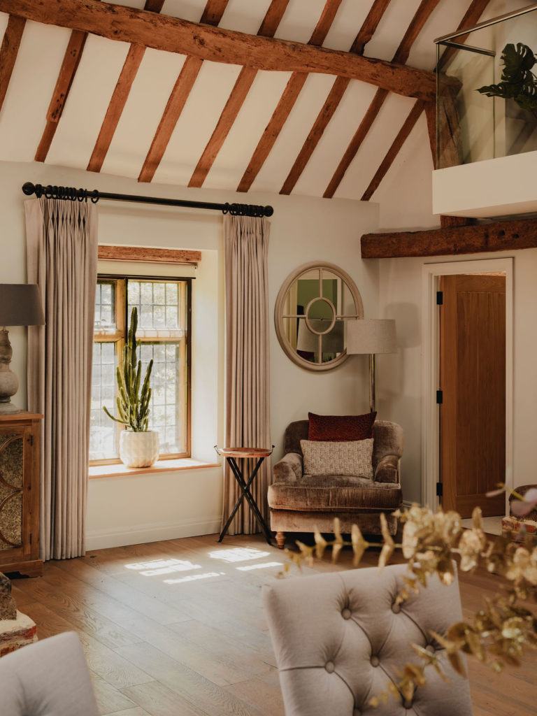 NUFFIELD-RG9 - Barn Conversion Photoshoot Location - SHOOTFACTORY