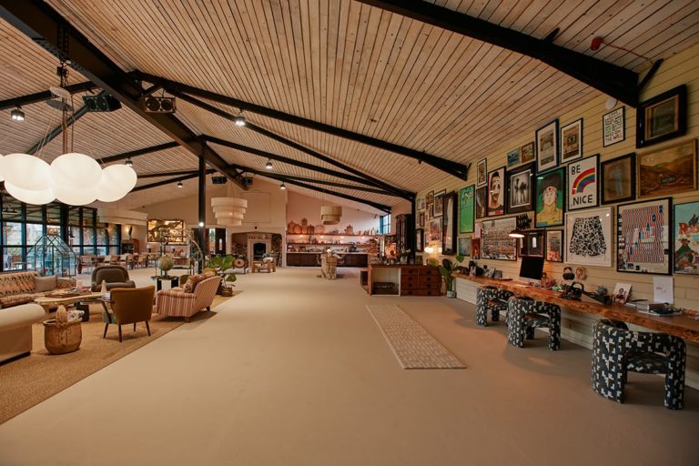 BONINGTON LOUGHBOROUGH, LE12 - SHOOTFACTORY - OTHER UK HOUSES