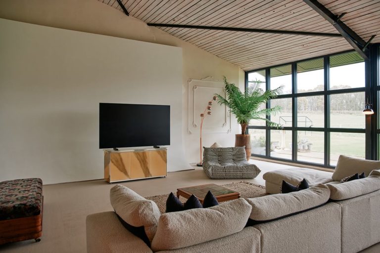 BONINGTON LOUGHBOROUGH, LE12 - SHOOTFACTORY - OTHER UK HOUSES