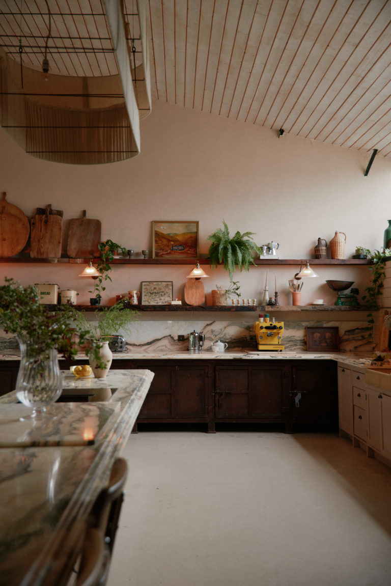 BONINGTON LOUGHBOROUGH, LE12 - SHOOTFACTORY - OTHER UK HOUSES