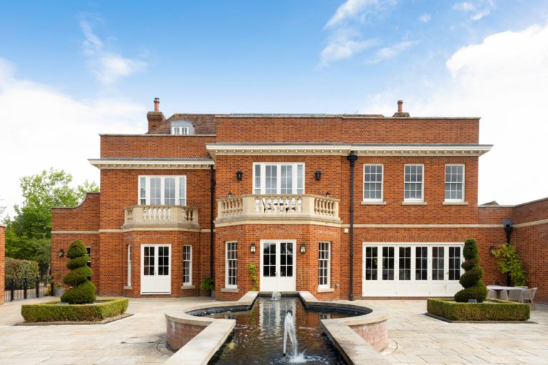 BROXBOURNE HERTFORDSHIRE, EN10 - SHOOTFACTORY - OTHER UK HOUSES