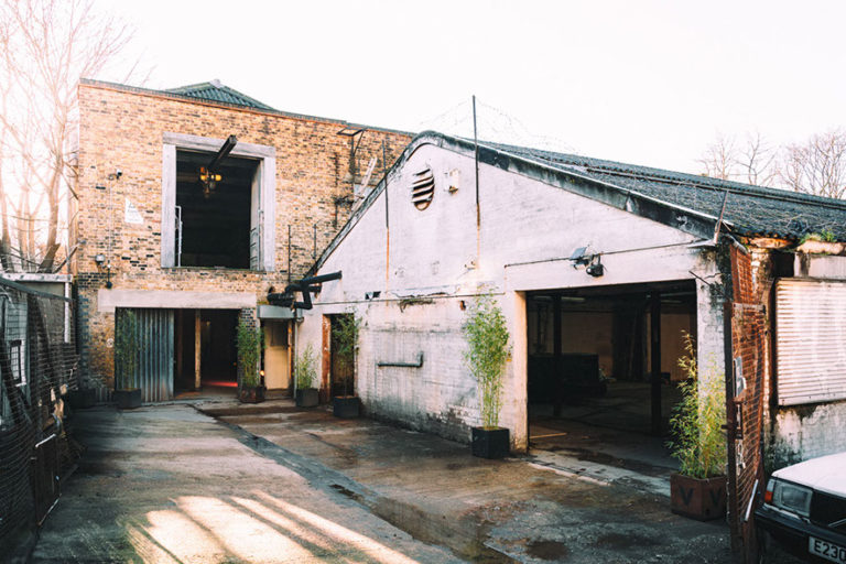PAGES LONDON, SE1 - SHOOTFACTORY - COMMERCIAL & INDUSTRIAL