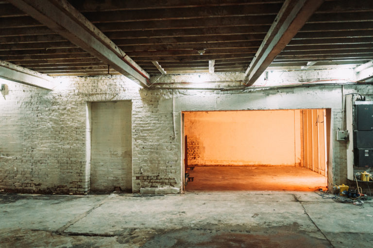 PAGES LONDON, SE1 - SHOOTFACTORY - COMMERCIAL & INDUSTRIAL