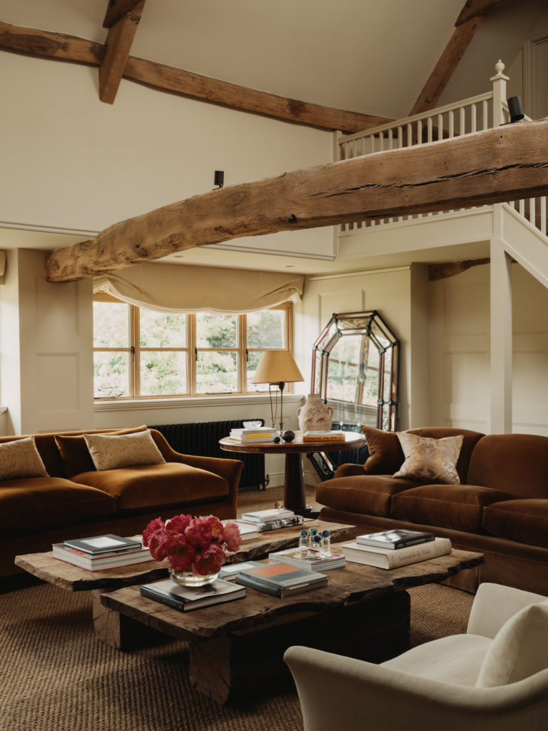 CIRENCESTER HOUSE GLOUCESTERSHIRE, GL7- SHOOTFACTORY - OTHER UK HOUSES
