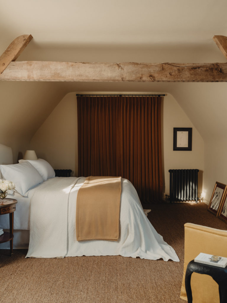 CIRENCESTER HOUSE GLOUCESTERSHIRE, GL7- SHOOTFACTORY - OTHER UK HOUSES