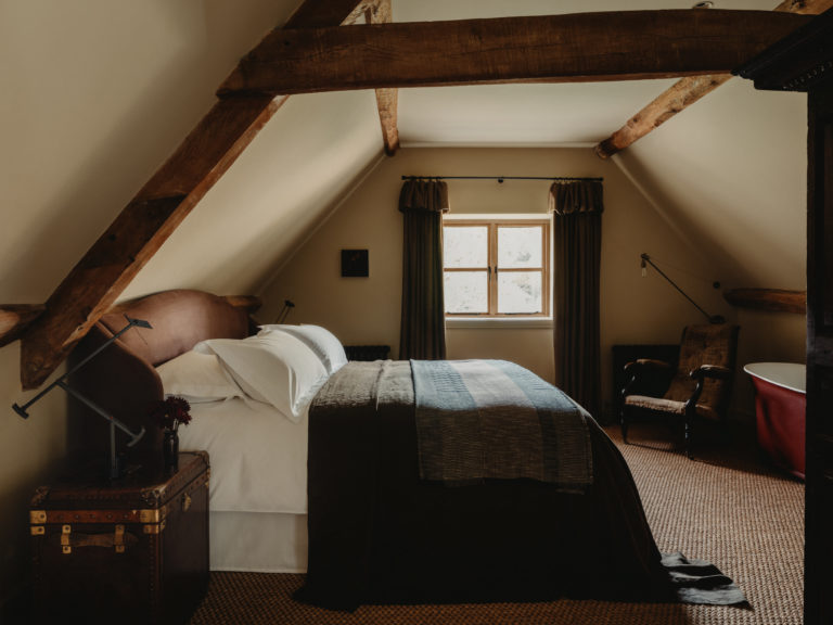 CIRENCESTER HOUSE GLOUCESTERSHIRE, GL7- SHOOTFACTORY - OTHER UK HOUSES