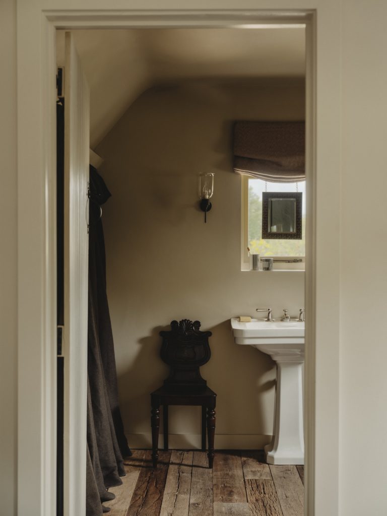 CIRENCESTER HOUSE GLOUCESTERSHIRE, GL7- SHOOTFACTORY - OTHER UK HOUSES