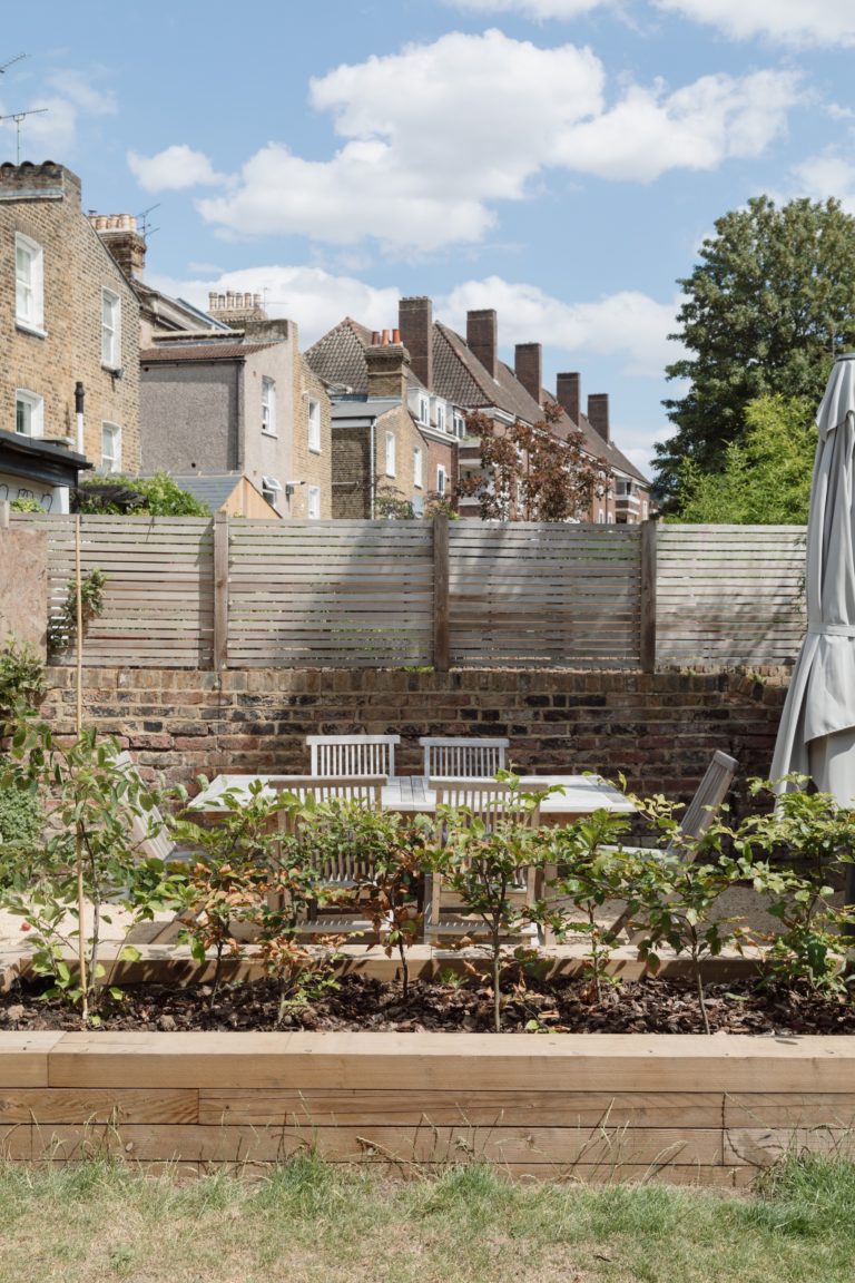 FINBURY PARK LONDON, N4 SHOOTFACTORY - LONDON HOUSES