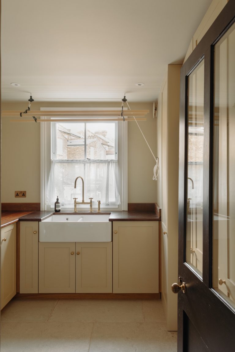 SHOOTFACTORY - LONDON HOUSES