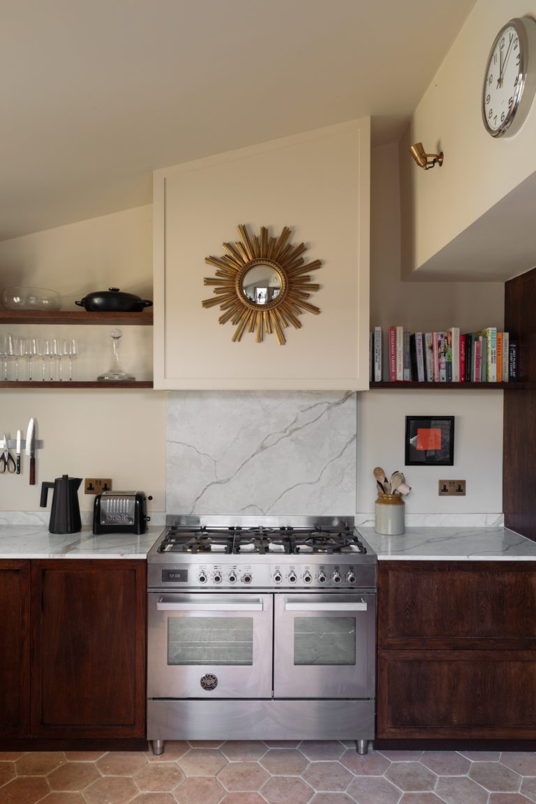 FINBURY PARK LONDON, N4 SHOOTFACTORY - LONDON HOUSES