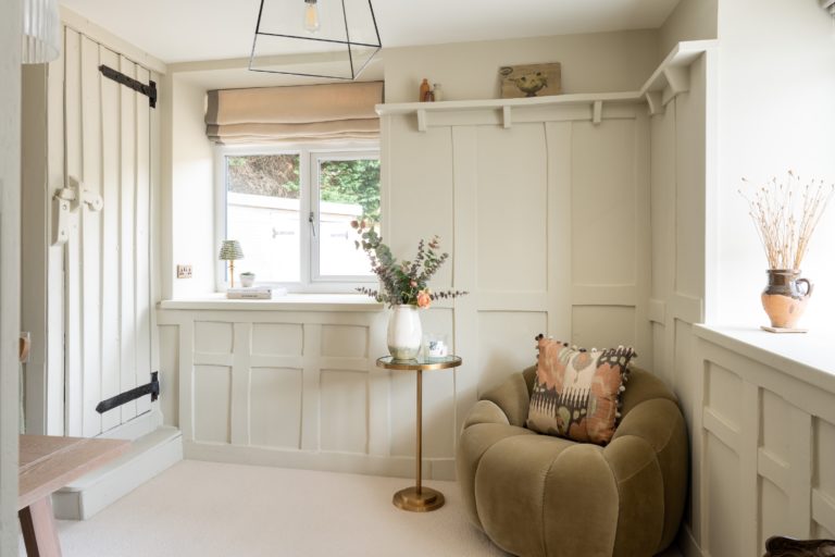 ROSE COTTAGE KNOWLE, B93 - SHOOTFACTORY - OTHER UK HOUSES