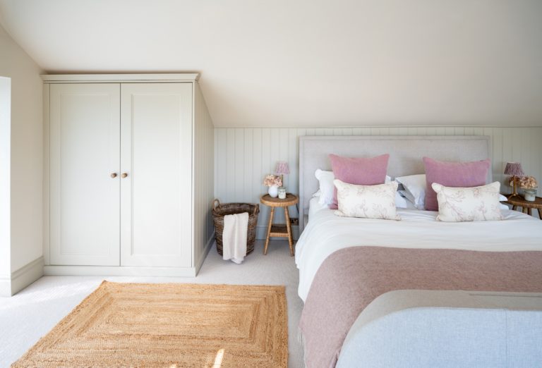 ROSE COTTAGE KNOWLE, B93 - SHOOTFACTORY - OTHER UK HOUSES