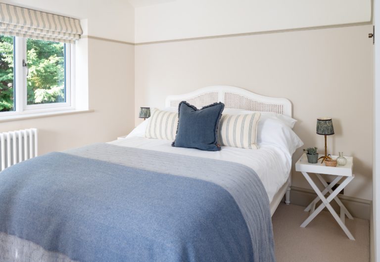 ROSE COTTAGE KNOWLE, B93 - SHOOTFACTORY - OTHER UK HOUSES