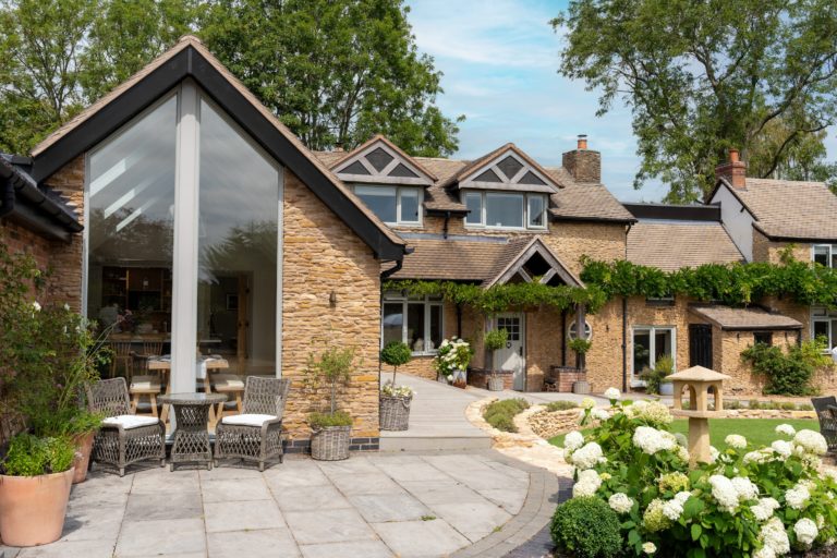 ROSE COTTAGE KNOWLE, B93 - SHOOTFACTORY - OTHER UK HOUSES