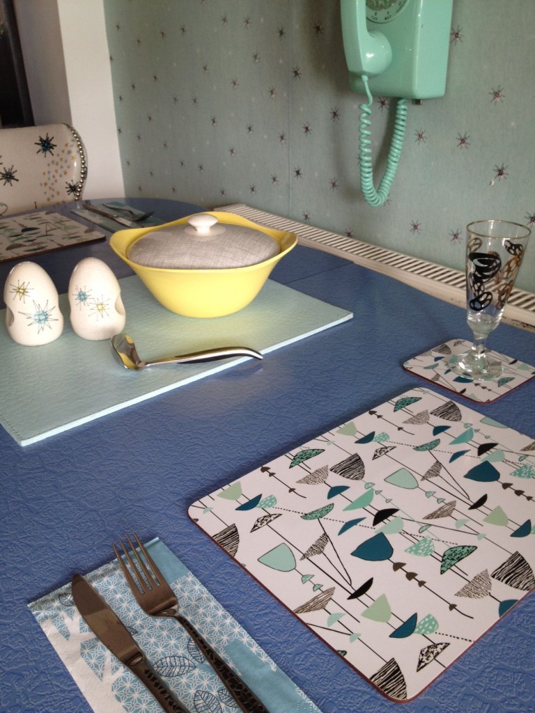 Placemats and cutlery / Retro , Watford, Wd19 / Shootfactory Location