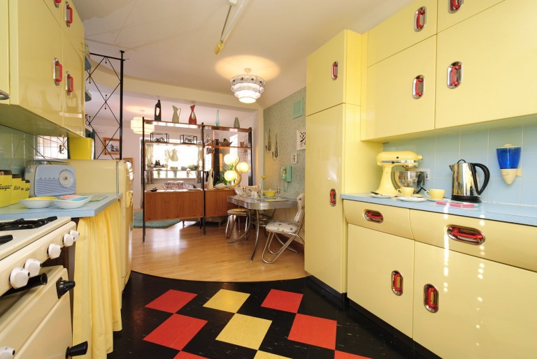 Hard wood floor / Retro , Watford, Wd19 / Shootfactory Location