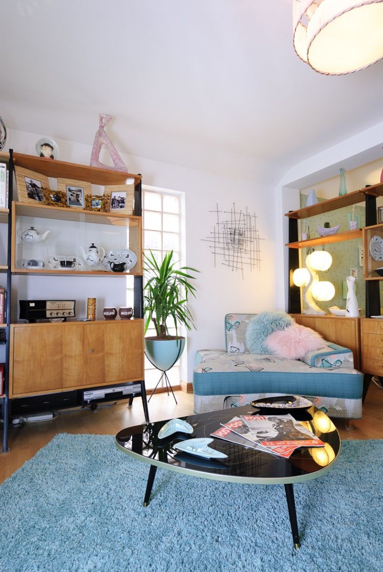 Teapots and crockery / Retro , Watford, Wd19 / Shootfactory Location