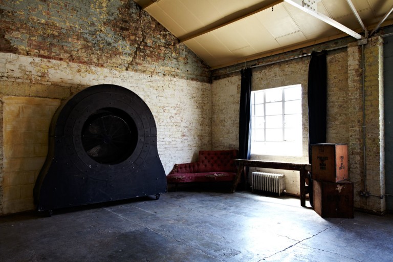 Window frame / Blackheath, London, Se13 / Shootfactory Location
