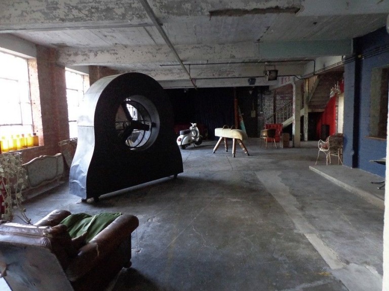 Concrete floor / Blackheath, London, Se13 / Shootfactory Location