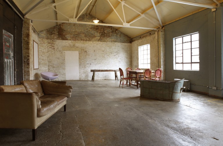Apex beams / Blackheath, London, Se13 / Shootfactory Location