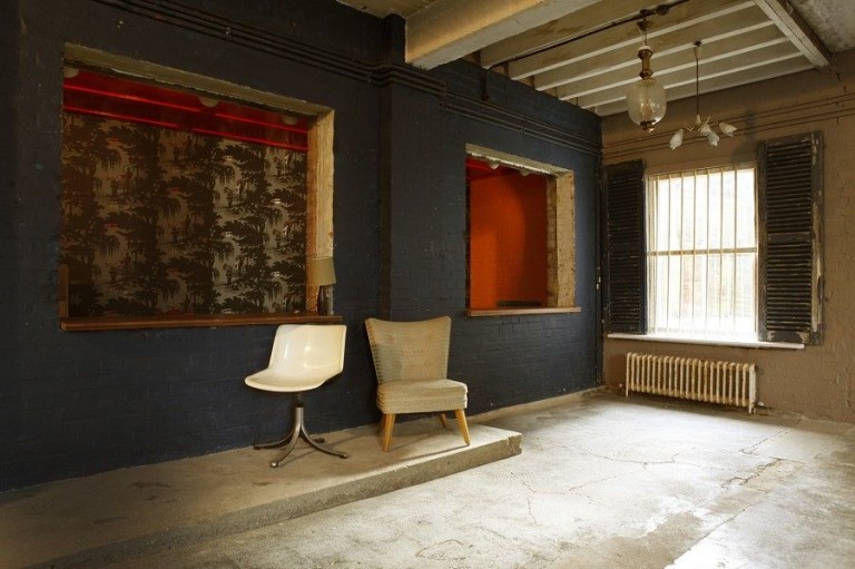 White plastic chair / Blackheath, London, Se13 / Shootfactory Location