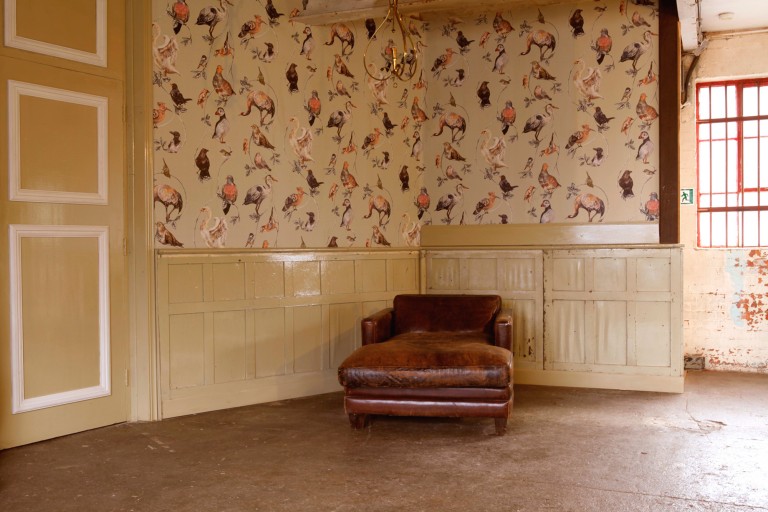 Wallpaper on wall / Blackheath, London, Se13 / Shootfactory Location
