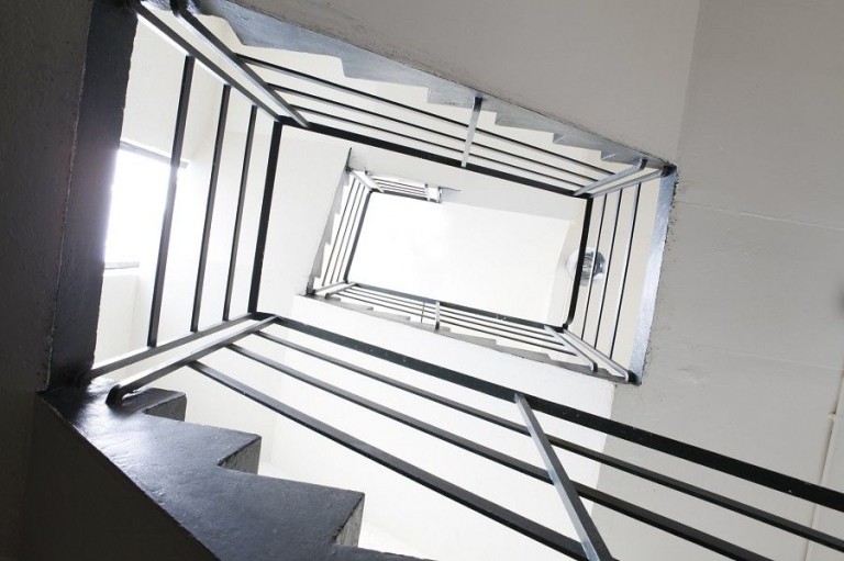 Spiral staircase with handrail / Blackheath, London, Se13 / Shootfactory Location