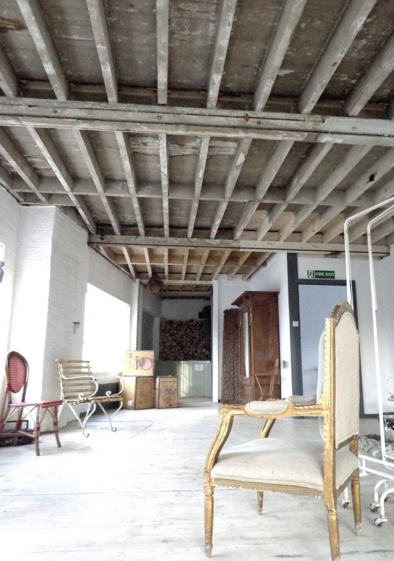 Traditional wooden beams / Blackheath, London, Se13 / Shootfactory Location