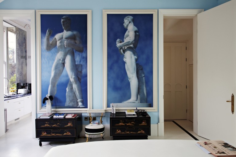 Paintings / Brompton, London, Sw7 / Shootfactory Location