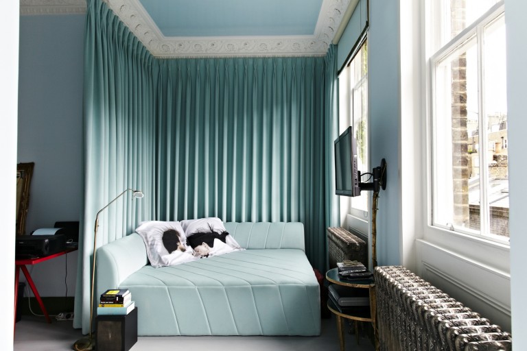 Chaise longue / Brompton, London, Sw7 / Shootfactory Location