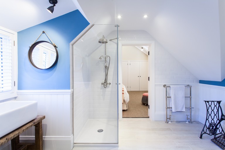 Guest bathroom / Sidlesham, West Sussex, Po20 / Shootfactory Location